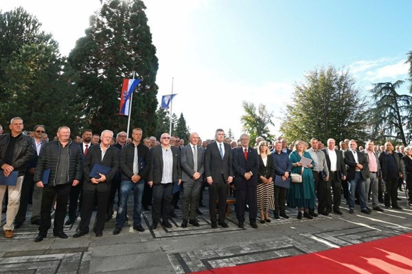 Predsjednik Milanović odlikovao 164 dobrovoljna davatelja krvi